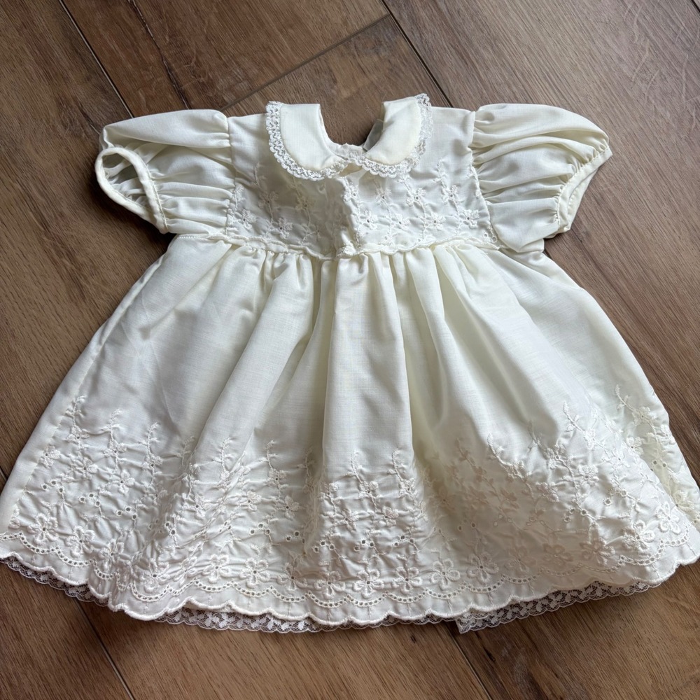 Vintage 1970's Madonna Original 0-3M Dress / Eyelet and Lace Collar